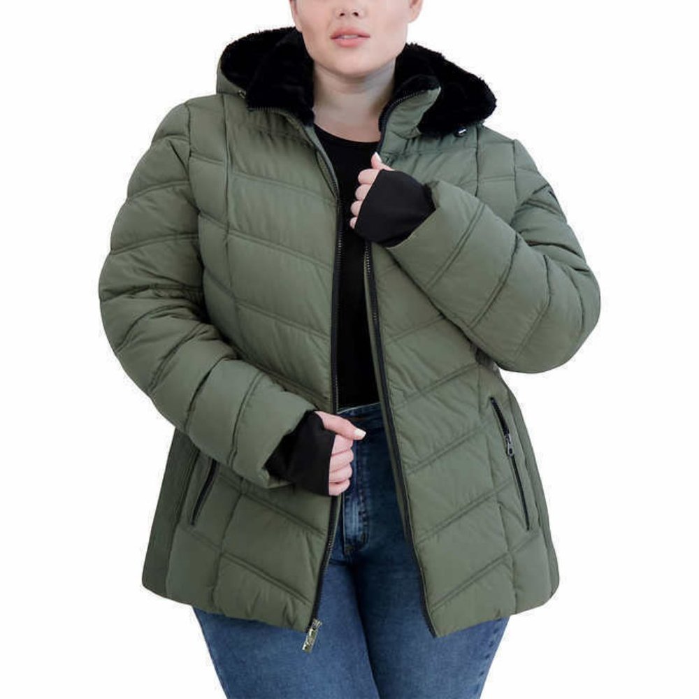 Nautica Ladies' Stretch Puffer‎ Jacket